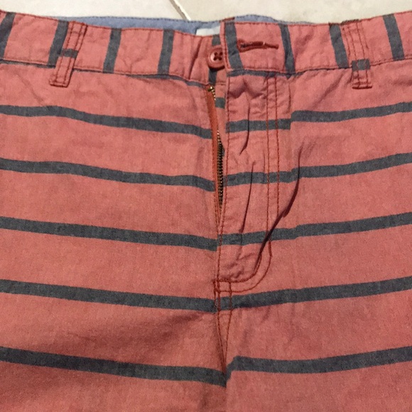 Shorts - Picture 2 of 3